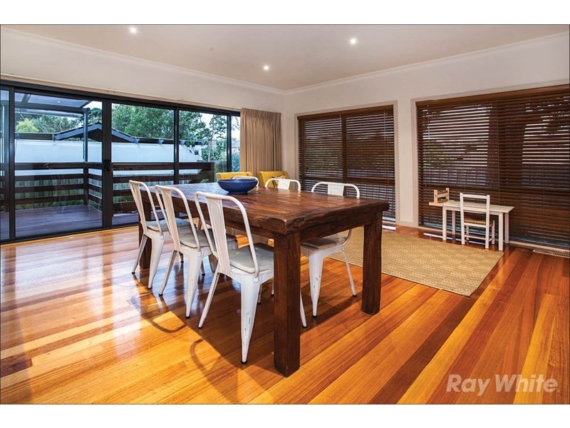 2/11 Marcella Court, Oakleigh East VIC 3166