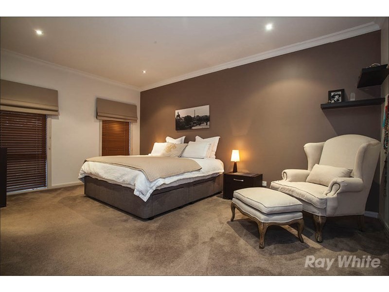 2/11 Marcella Court, Oakleigh East VIC 3166