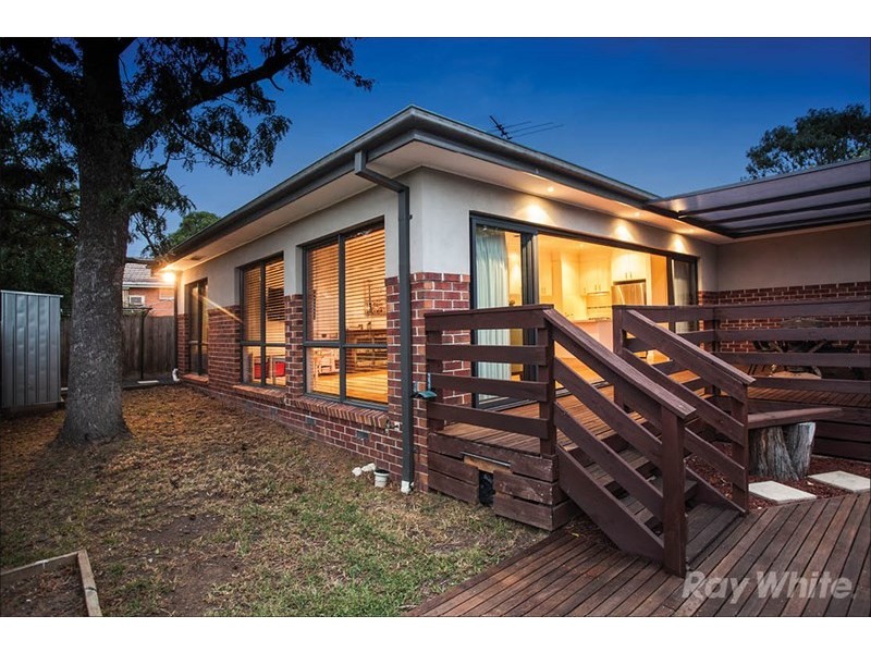 2/11 Marcella Court, Oakleigh East VIC 3166