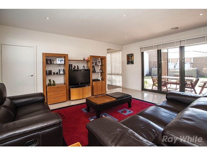 10 Exhibition Drive, Mulgrave VIC 3170