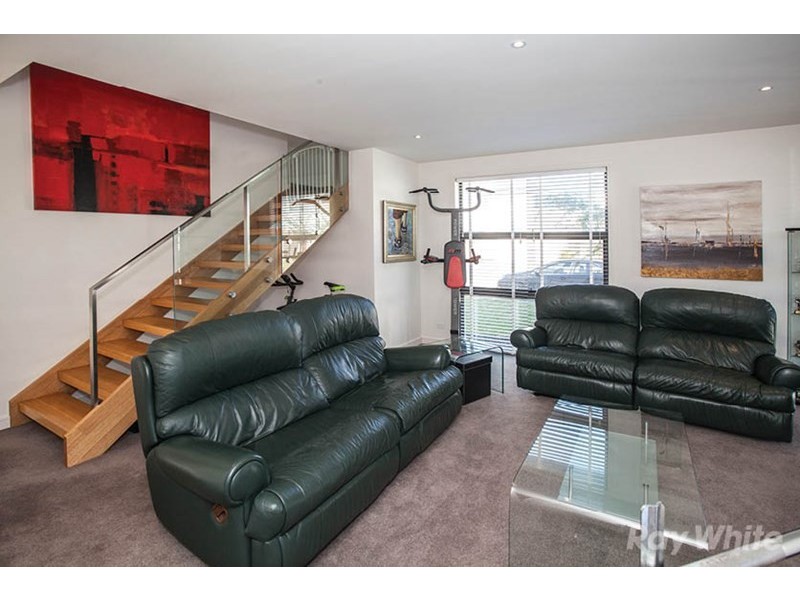 10 Exhibition Drive, Mulgrave VIC 3170