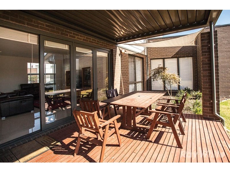 10 Exhibition Drive, Mulgrave VIC 3170