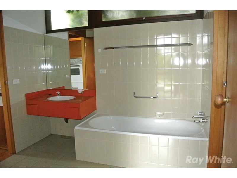 4 Annetta Court, Wheelers Hill VIC 3150