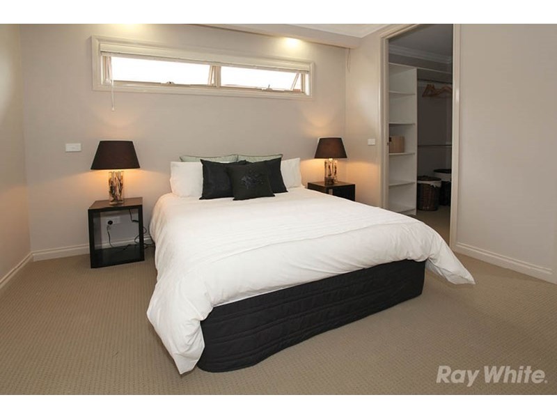3A Chivers Avenue, Glen Waverley VIC 3150