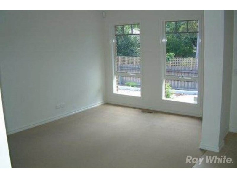 3/7 Mitchell Road, Mont Albert North VIC 3129