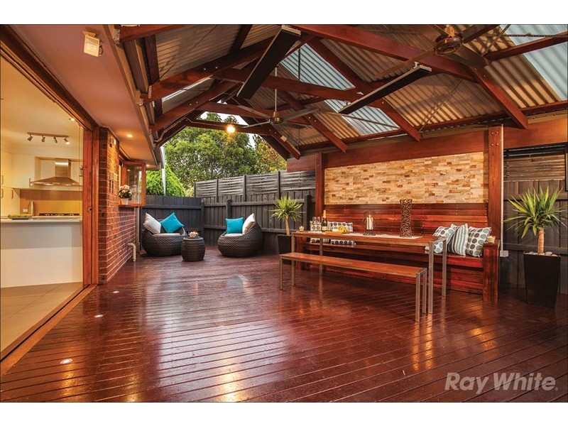 31 Stradella Avenue, Vermont South VIC 3133