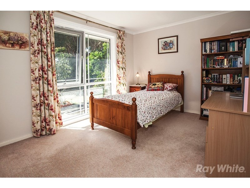 1 Camelot Drive, Glen Waverley VIC 3150