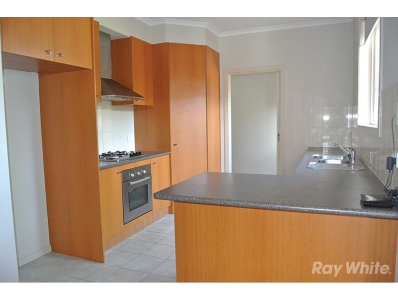 16 Hilltop Avenue, Clayton VIC 3168