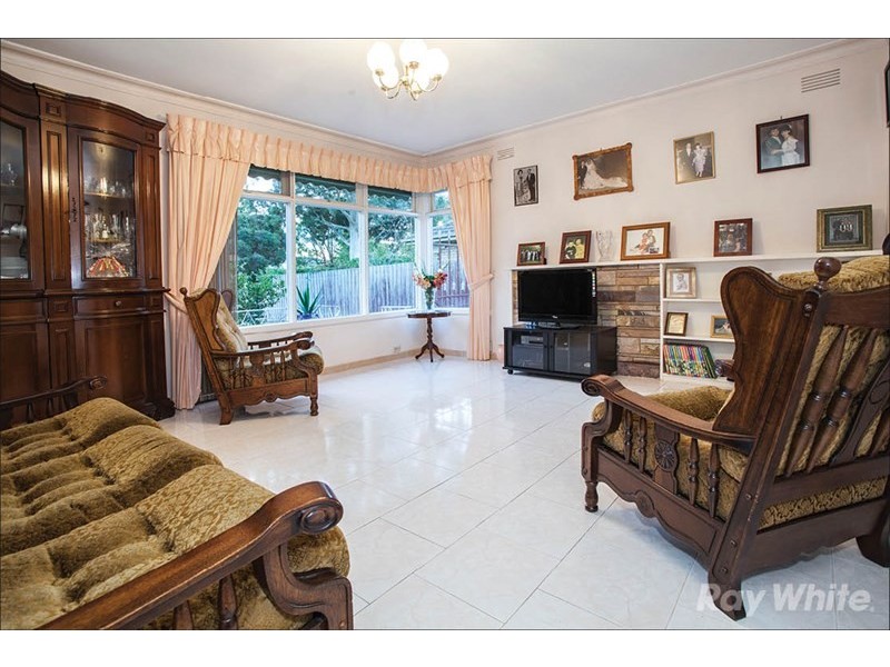 53 Folkestone Road, Glen Waverley VIC 3150