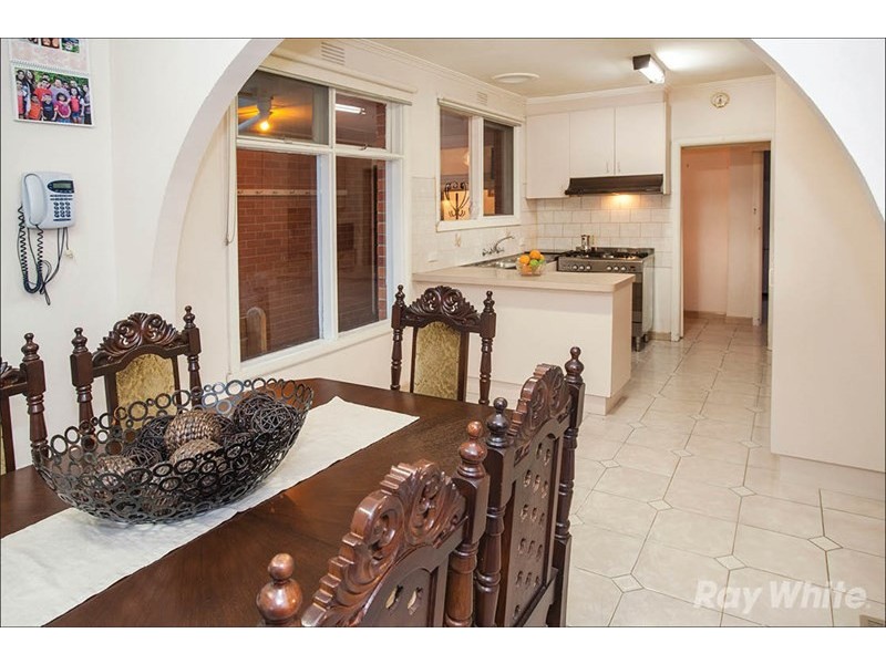 53 Folkestone Road, Glen Waverley VIC 3150