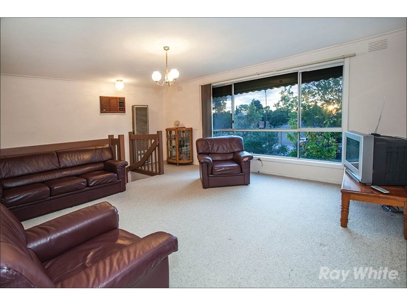 53 Folkestone Road, Glen Waverley VIC 3150
