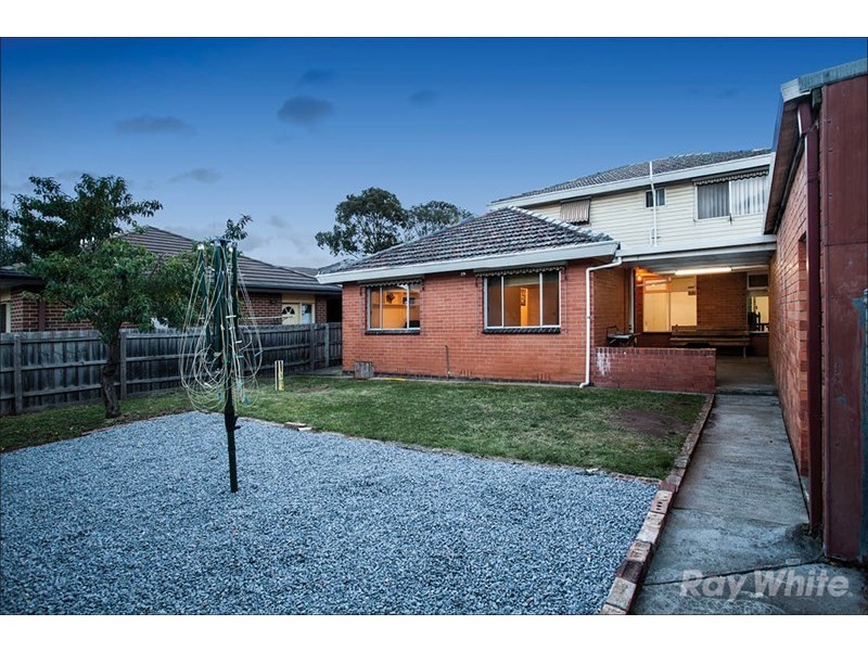 53 Folkestone Road, Glen Waverley VIC 3150
