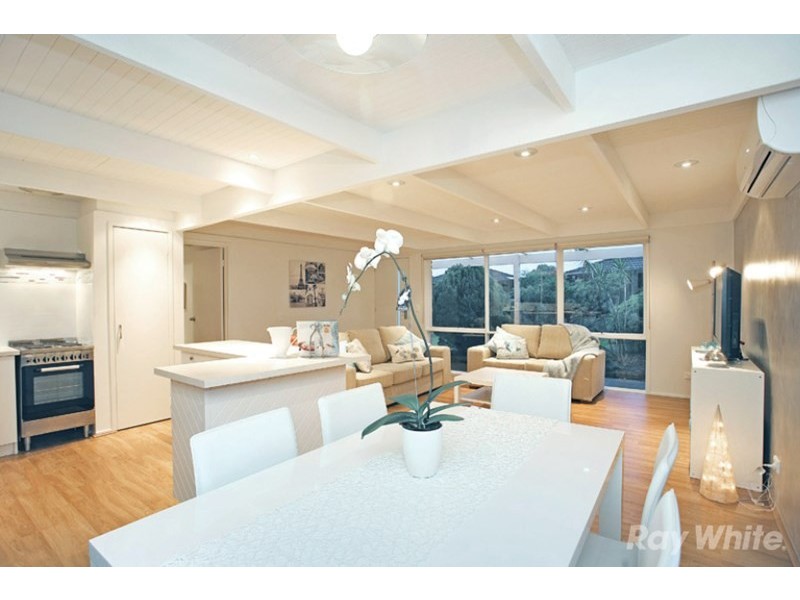 2/69 Whalley Drive, Wheelers Hill VIC 3150