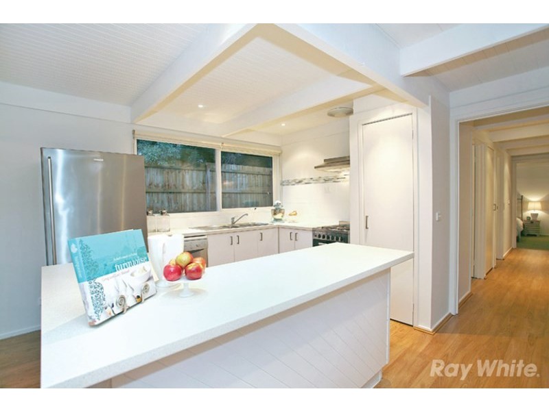 2/69 Whalley Drive, Wheelers Hill VIC 3150