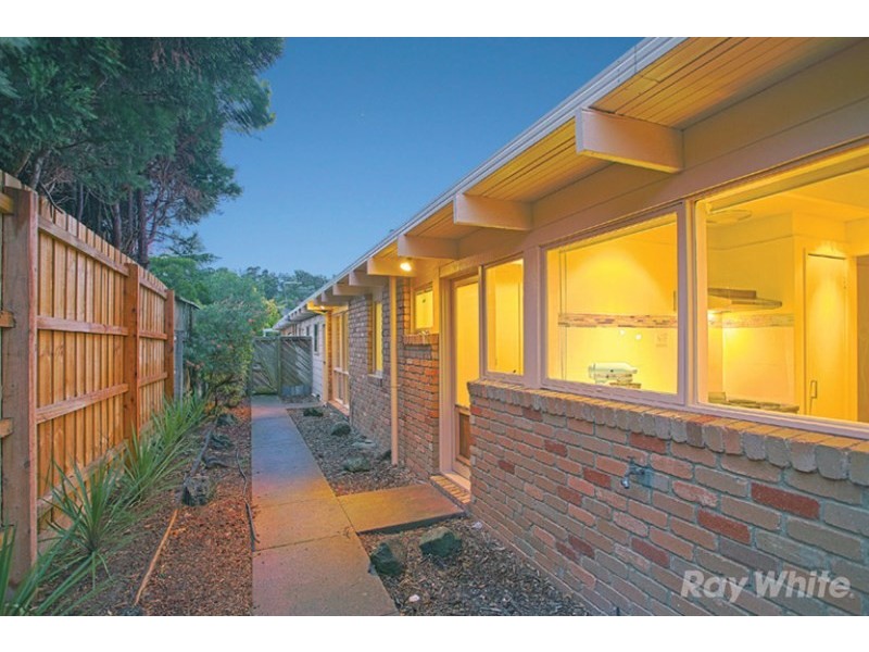 2/69 Whalley Drive, Wheelers Hill VIC 3150