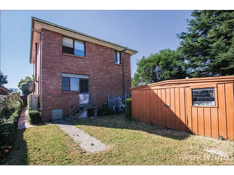 72 Mannering Drive, Glen Waverley VIC 3150