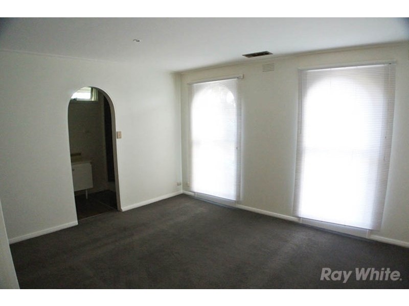 5 Dunsmuir Drive, Mount Waverley VIC 3149