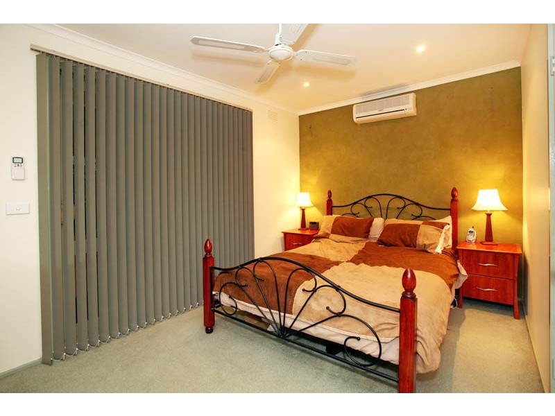 57 Bertrand Avenue, Mulgrave VIC 3170