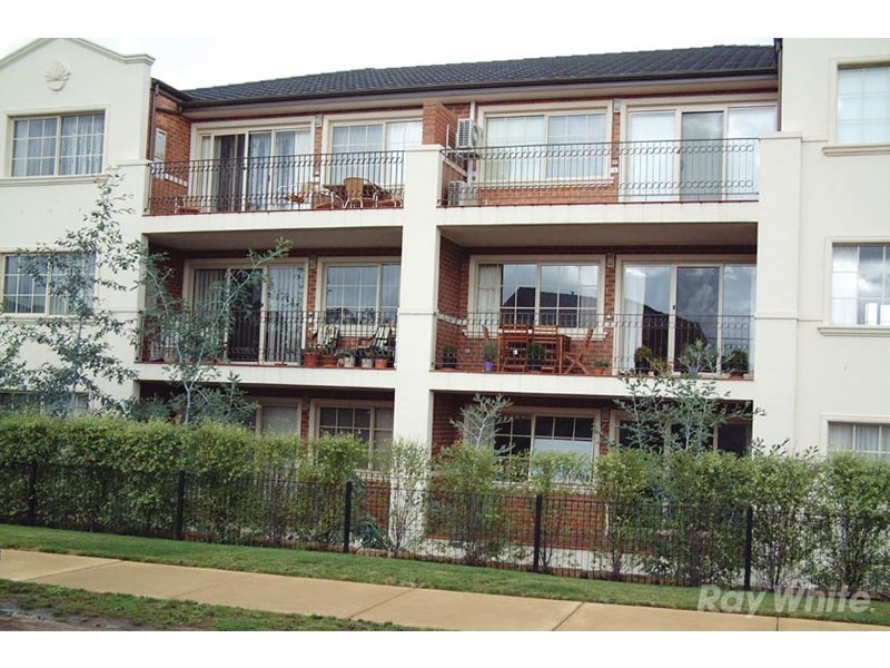 1/60 Avendon Boulevard, Glen Waverley VIC 3150