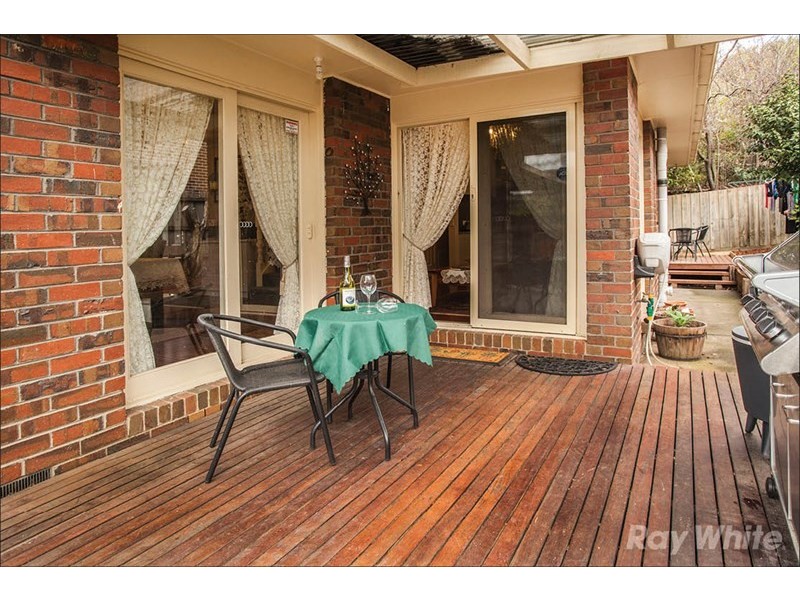 2/5 Rolls Court, Glen Waverley VIC 3150