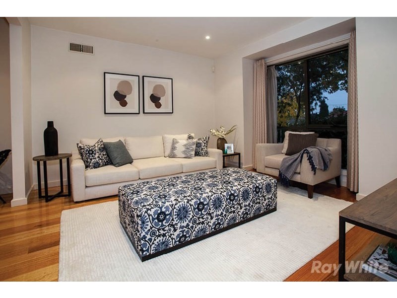 30 Seaview Crescent, Mulgrave VIC 3170