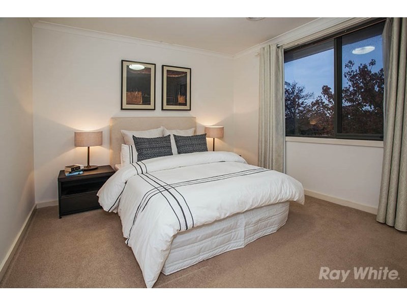 30 Seaview Crescent, Mulgrave VIC 3170