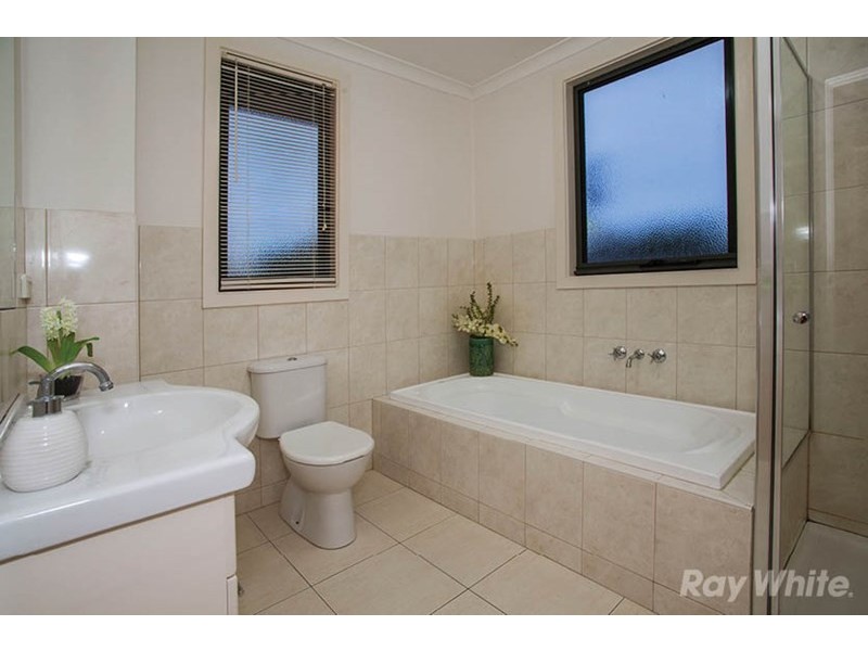 30 Seaview Crescent, Mulgrave VIC 3170