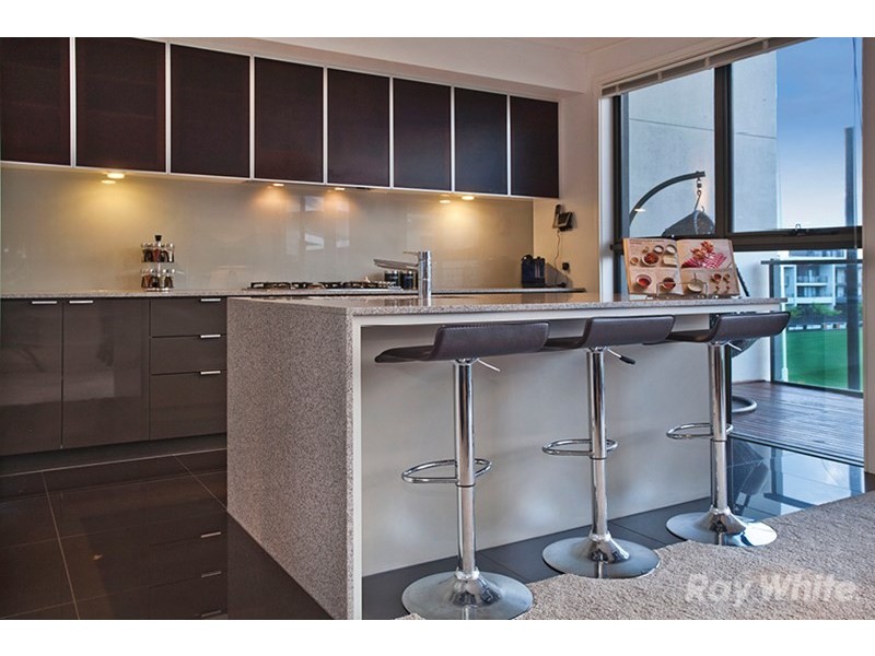 36 Waverley Park Drive, Mulgrave VIC 3170