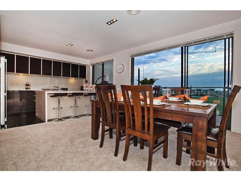 36 Waverley Park Drive, Mulgrave VIC 3170