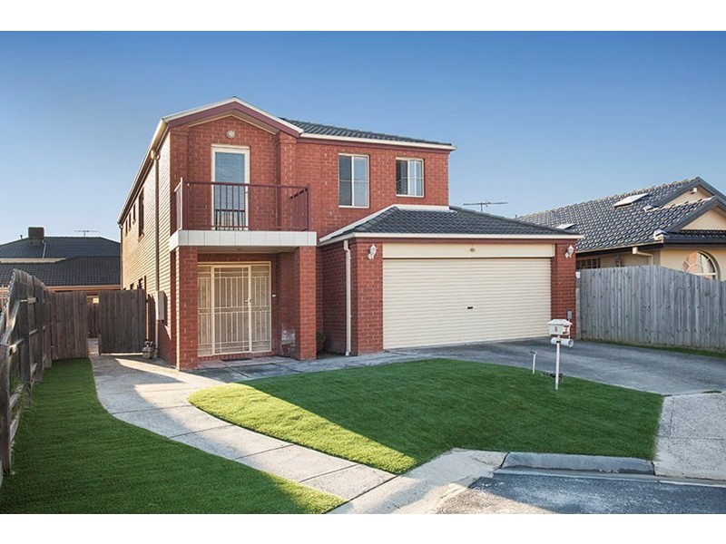 8 Ruby Place, Springvale VIC 3171