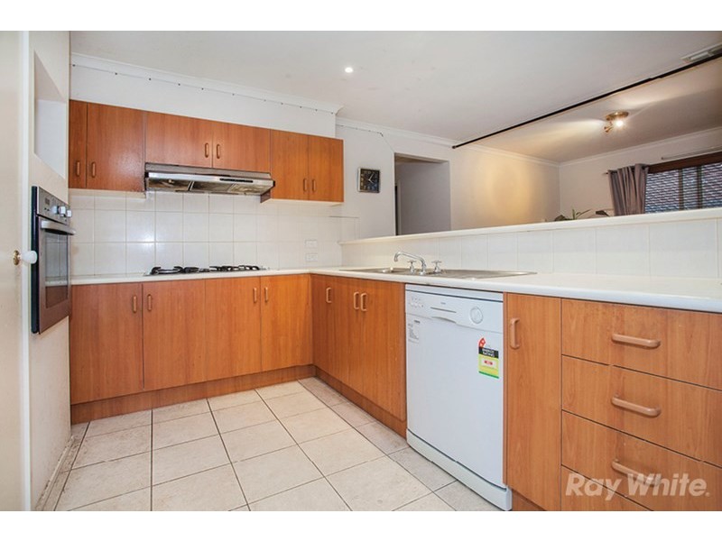 8 Ruby Place, Springvale VIC 3171