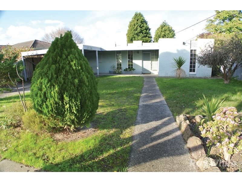 10 Kambara Drive, Mulgrave VIC 3170