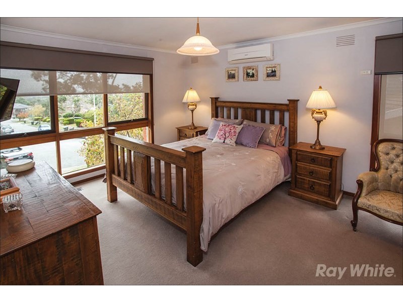 6 Ursula Close, Wheelers Hill VIC 3150