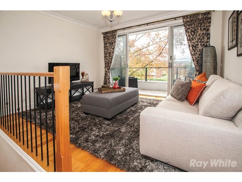 2 Kwinana Street, Glen Waverley VIC 3150