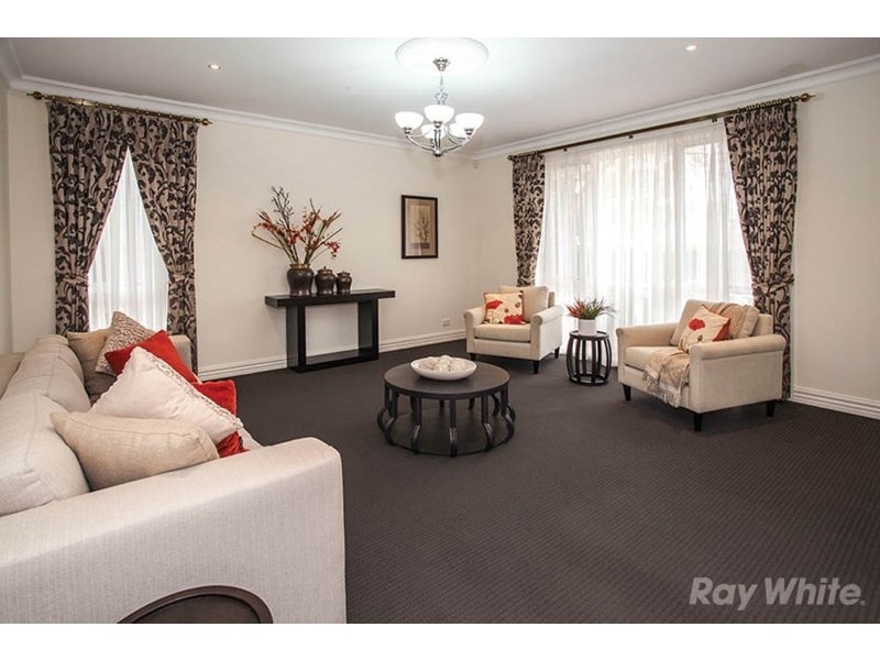 2 Kwinana Street, Glen Waverley VIC 3150