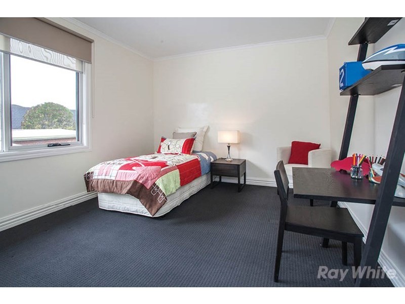 2 Kwinana Street, Glen Waverley VIC 3150