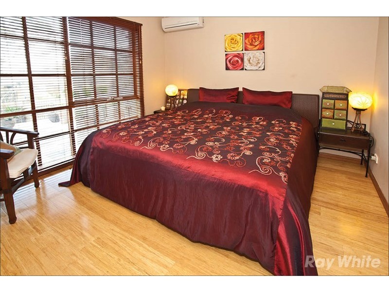 1/1 Rolls Court, Glen Waverley VIC 3150