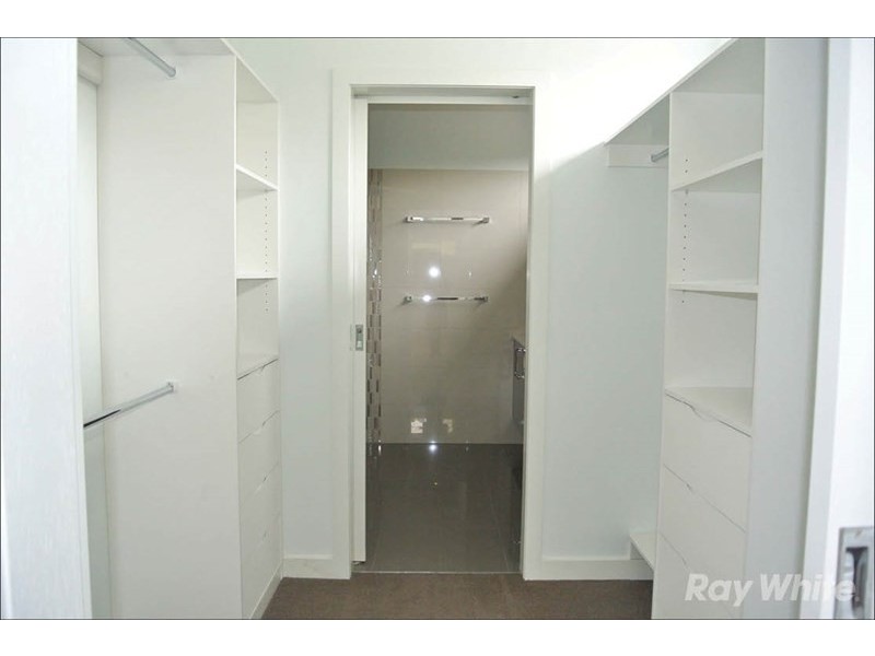 2/12 Everglade Avenue, Forest Hill VIC 3131