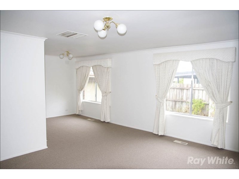 102 Capital Avenue, Glen Waverley VIC 3150