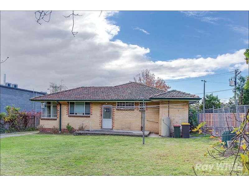 50 Montclair Avenue, Glen Waverley VIC 3150