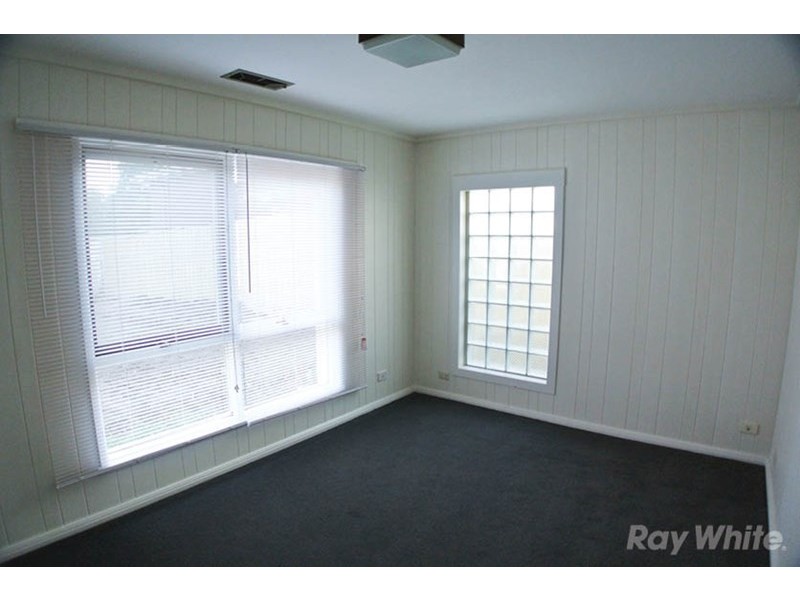 5 Dunsmuir Drive, Mount Waverley VIC 3149