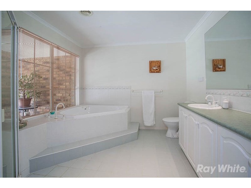 21 The Rise, Glen Waverley VIC 3150
