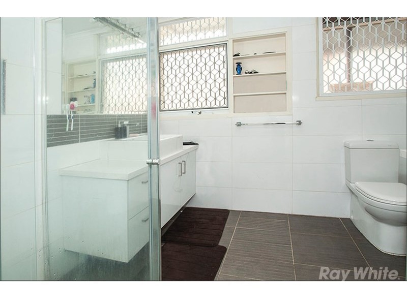 9 Adrian Street, Chadstone VIC 3148