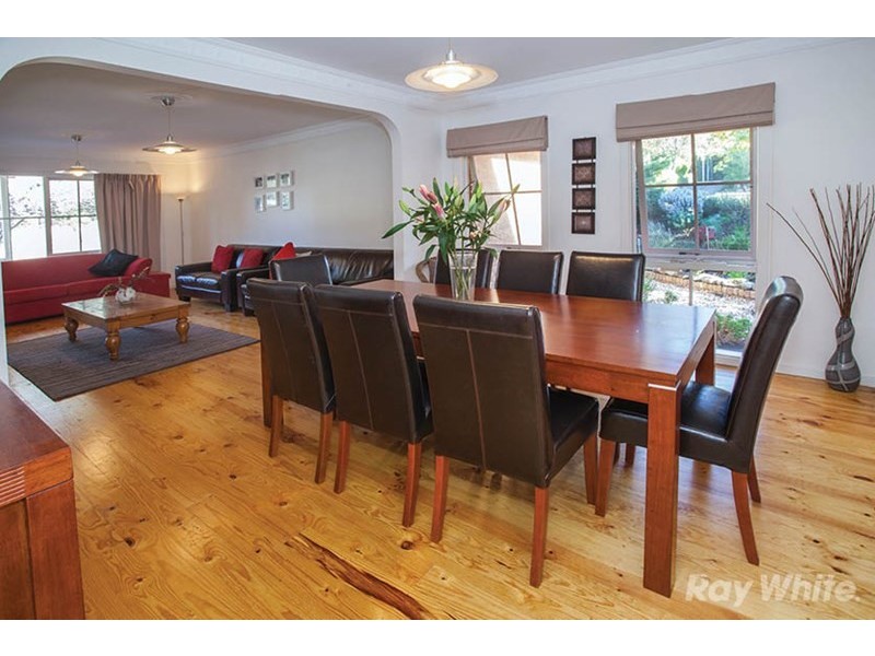 5 Alex Avenue, Wheelers Hill VIC 3150