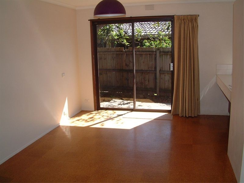 21 Annandale Crescent, Glen Waverley VIC 3150