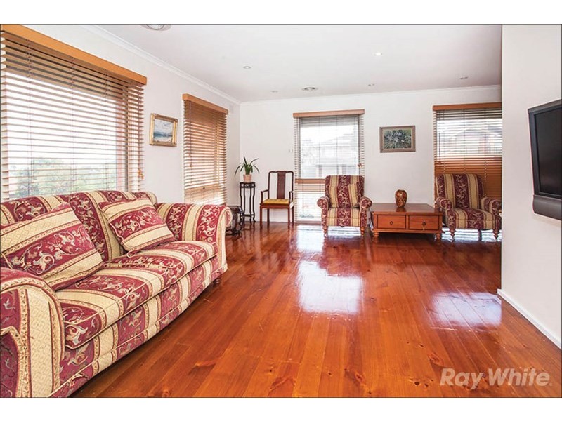 35 Amblecote Crescent, Mulgrave VIC 3170