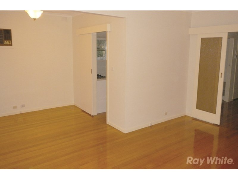 954 High Street Road, Glen Waverley VIC 3150