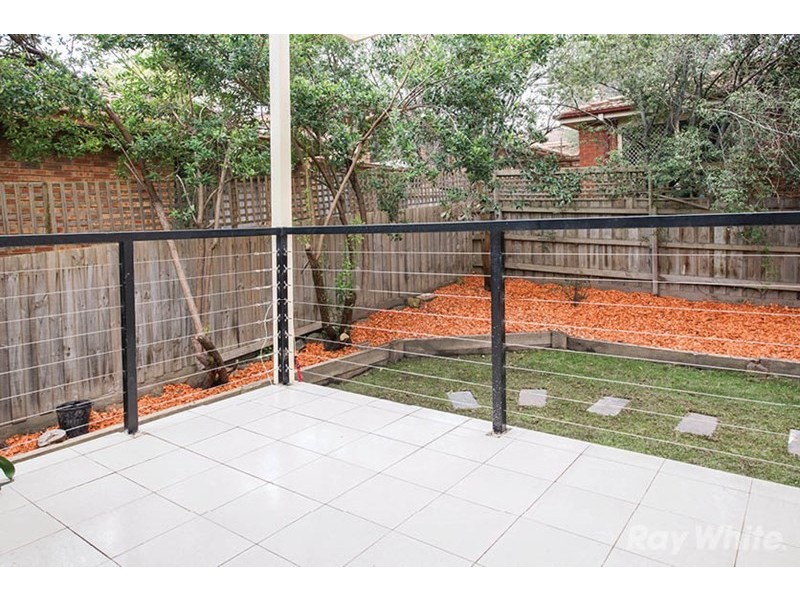 2/1 Station Place, Mount Waverley VIC 3149