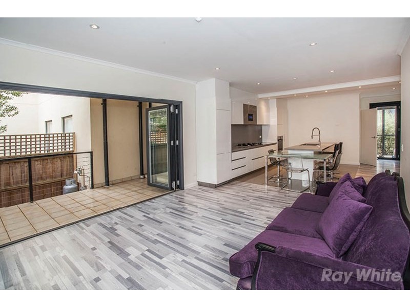 2/1 Station Place, Mount Waverley VIC 3149
