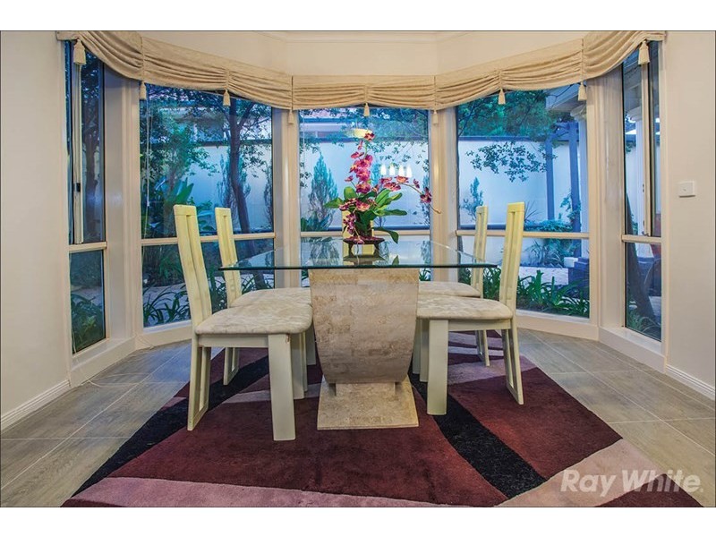 914 High Street Road, Glen Waverley VIC 3150